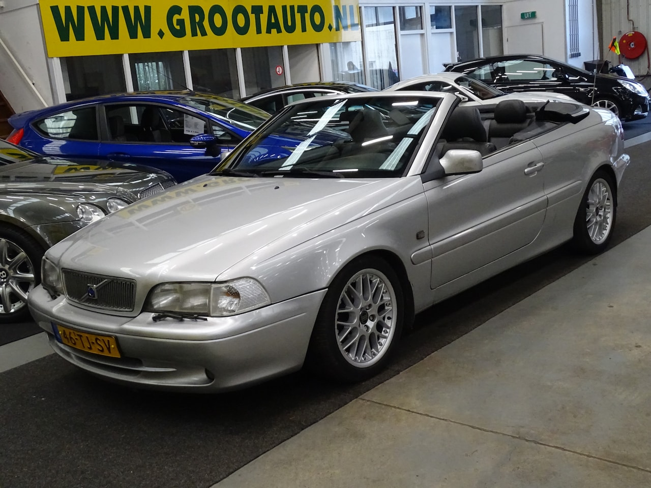 Volvo C70 Convertible - 2.0 T Automaat Airco, Stuurbekrachtiging, Automaat, Leder - AutoWereld.nl