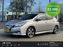 Nissan LEAF - Tekna 40 kWh / €2000 subsidie mogelijk / Navigatie / Camera voor/achter / parkeersensoren