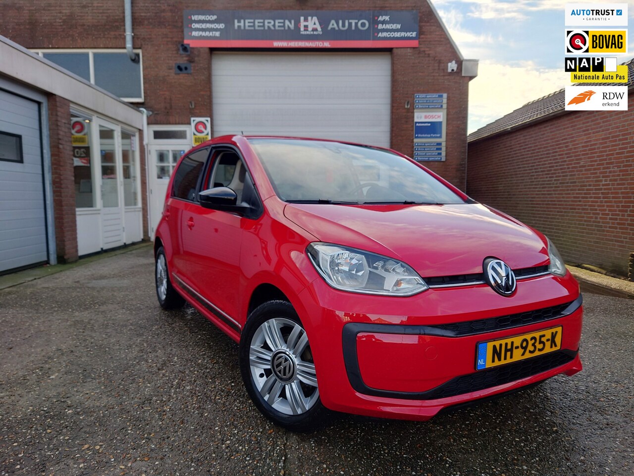 Volkswagen Up! - 1.0 BMT up! beats 1.0 BMT up! beats, Dealer onderhouden, Airco - AutoWereld.nl