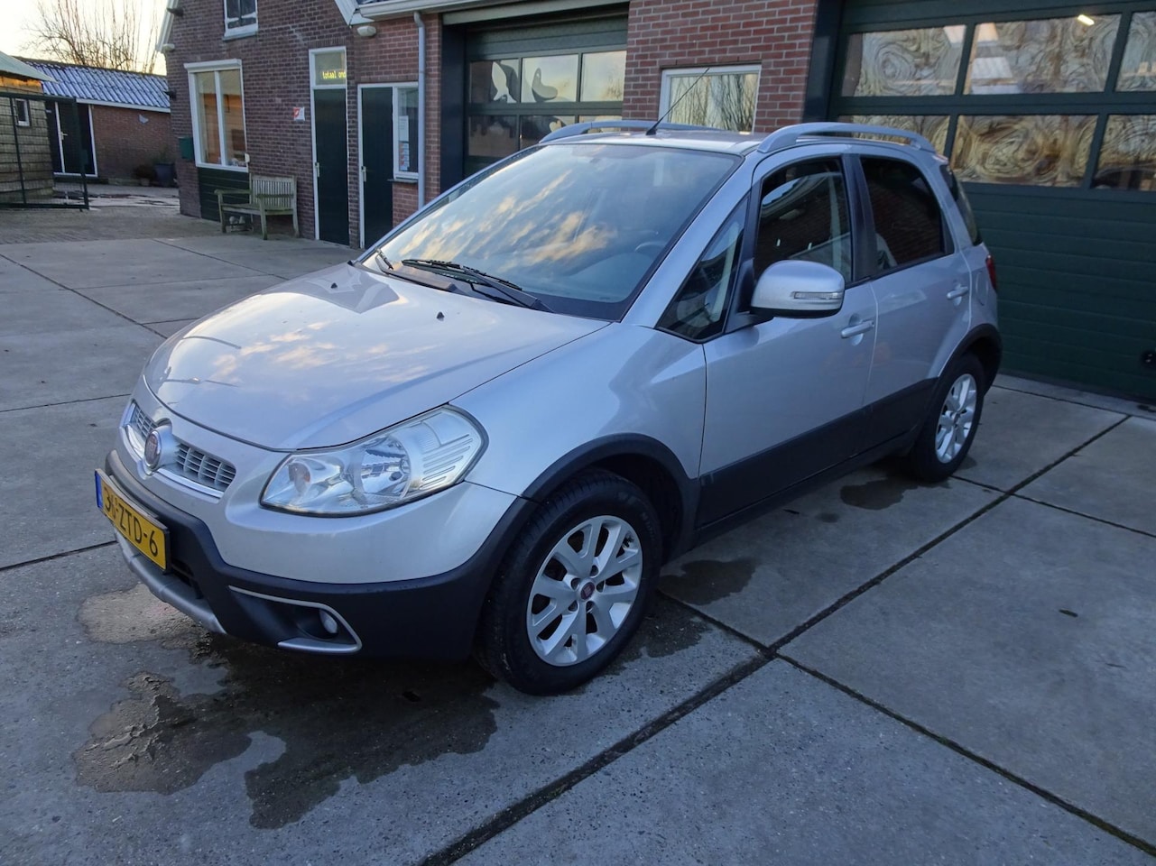 Fiat Sedici - 1.6-16V Emotion 1.6-16V Emotion - AutoWereld.nl