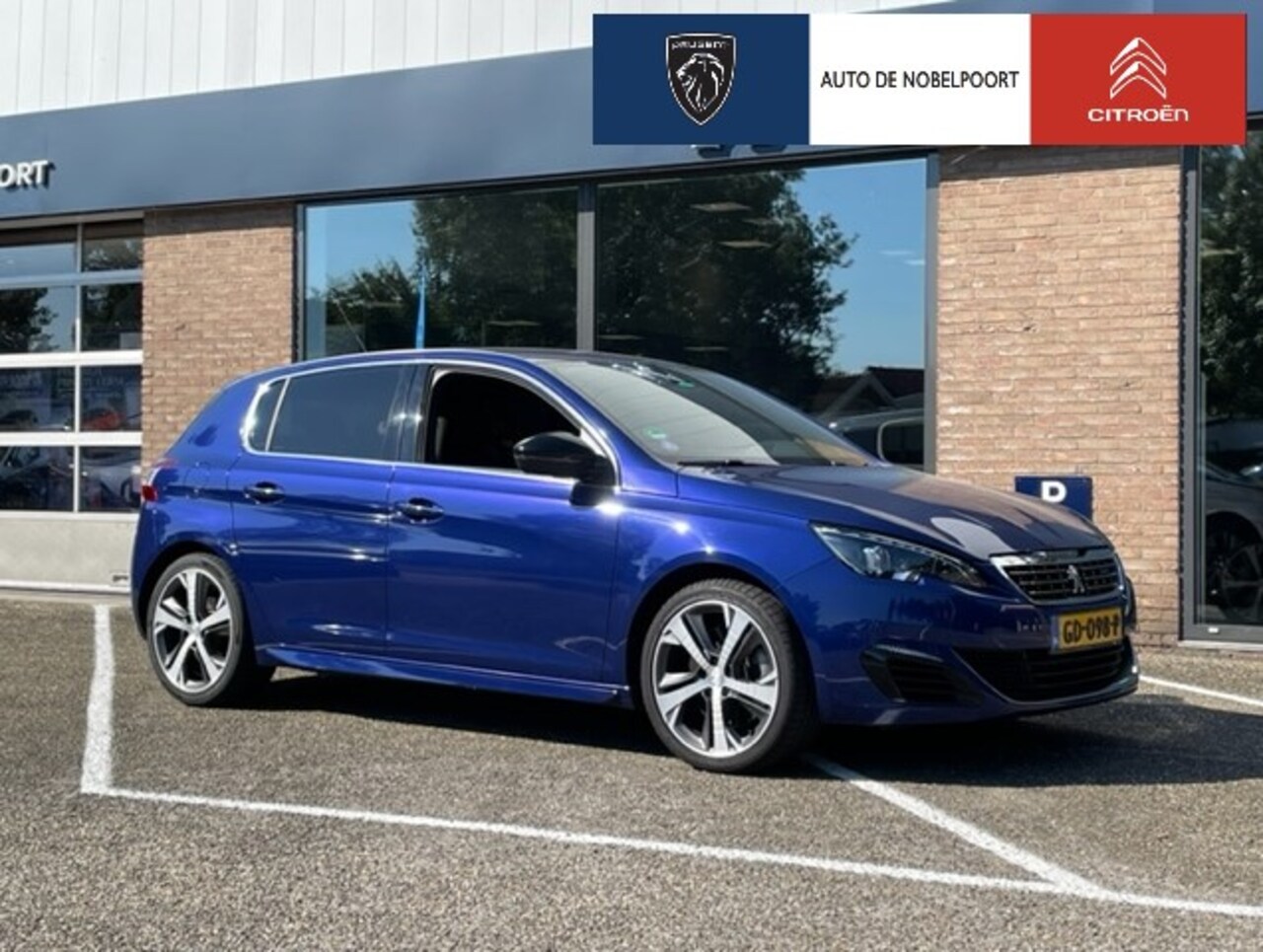 Peugeot 308 - GT 1.6 TURBO-205pk KLEURNAVI,FULL-LED,LEER/ALCANTARA, TREKHAAK,CLIMATE&CRUISE CONTROL,LMV1 - AutoWereld.nl