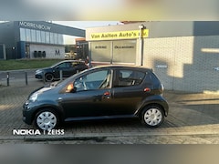 Toyota Aygo - 1.0 12v VVT-i Comfort Orange