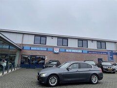 BMW 3-serie - 320D AUT 120KW | HIGH EXE | LEER | NAVI | XENON