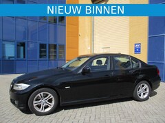BMW 3-serie - 318i Business Line Navi PDC Xenon