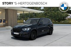 BMW X5 - xDrive40i High Executive M Sport Automaat / M 50 Jahre uitvoering / Panoramadak / Trekhaak