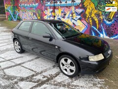 Audi A3 - 1.6 Attraction mooie goed rijdende a3 met 178dkm nap klimaat airco sport velgen bouwjaar 2