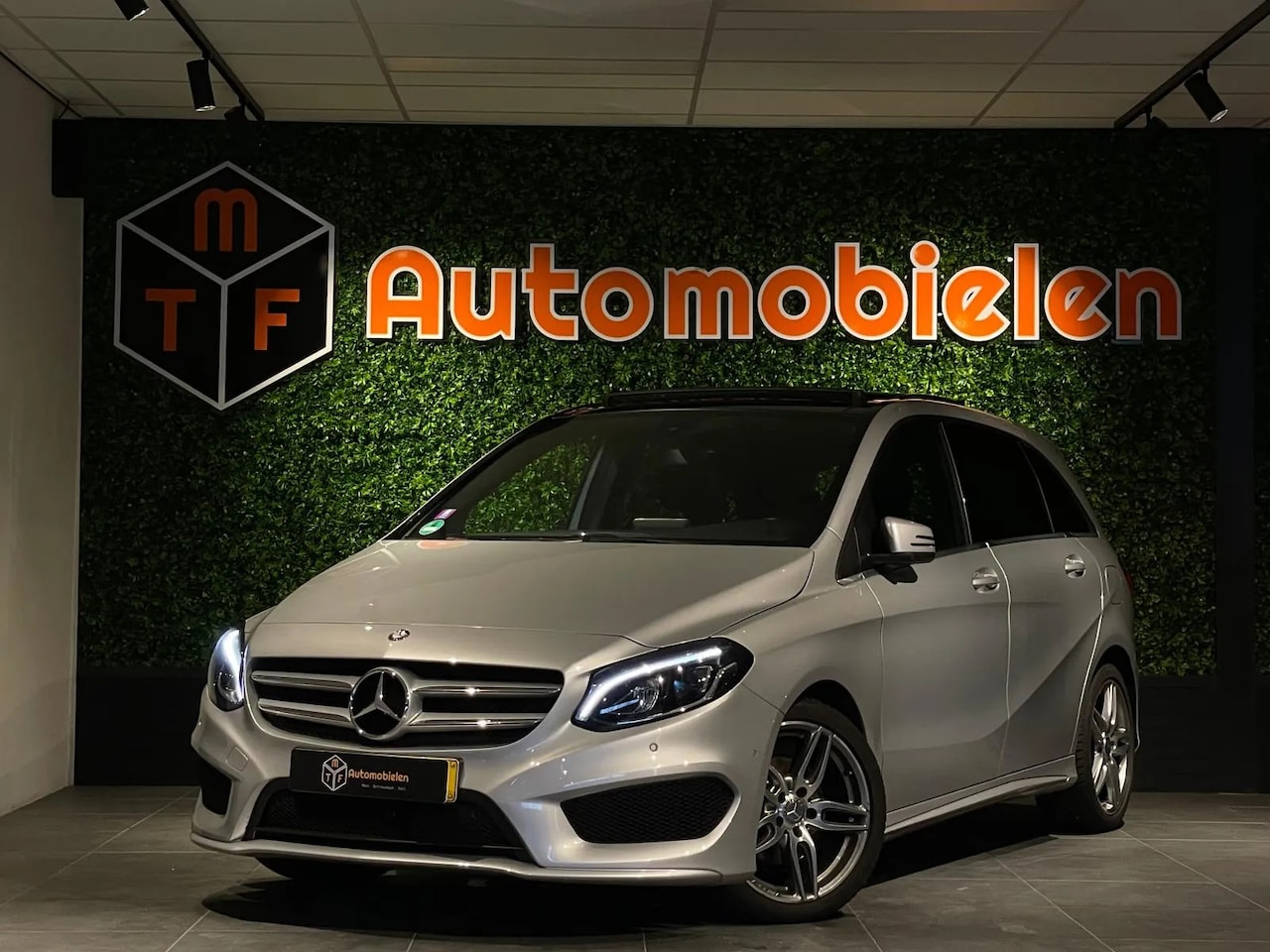 Mercedes-Benz B-klasse - B 180 AMG - AutoWereld.nl