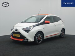 Toyota Aygo - 1.0 VVT-i X-Otic Cabrio X-Shift Automaat | Half leder Interieur | Lichtmetalen velgen |
