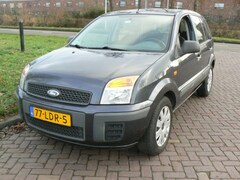 Ford Fusion - Mooie z.g.o.h auto met Apk t 1.4-16V Cool & Sound