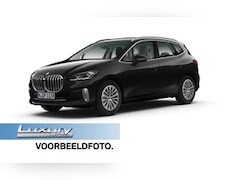 BMW 2-serie Active Tourer - 218i / Luxury Line / Comfort Access / Verwarmde voorstoelen