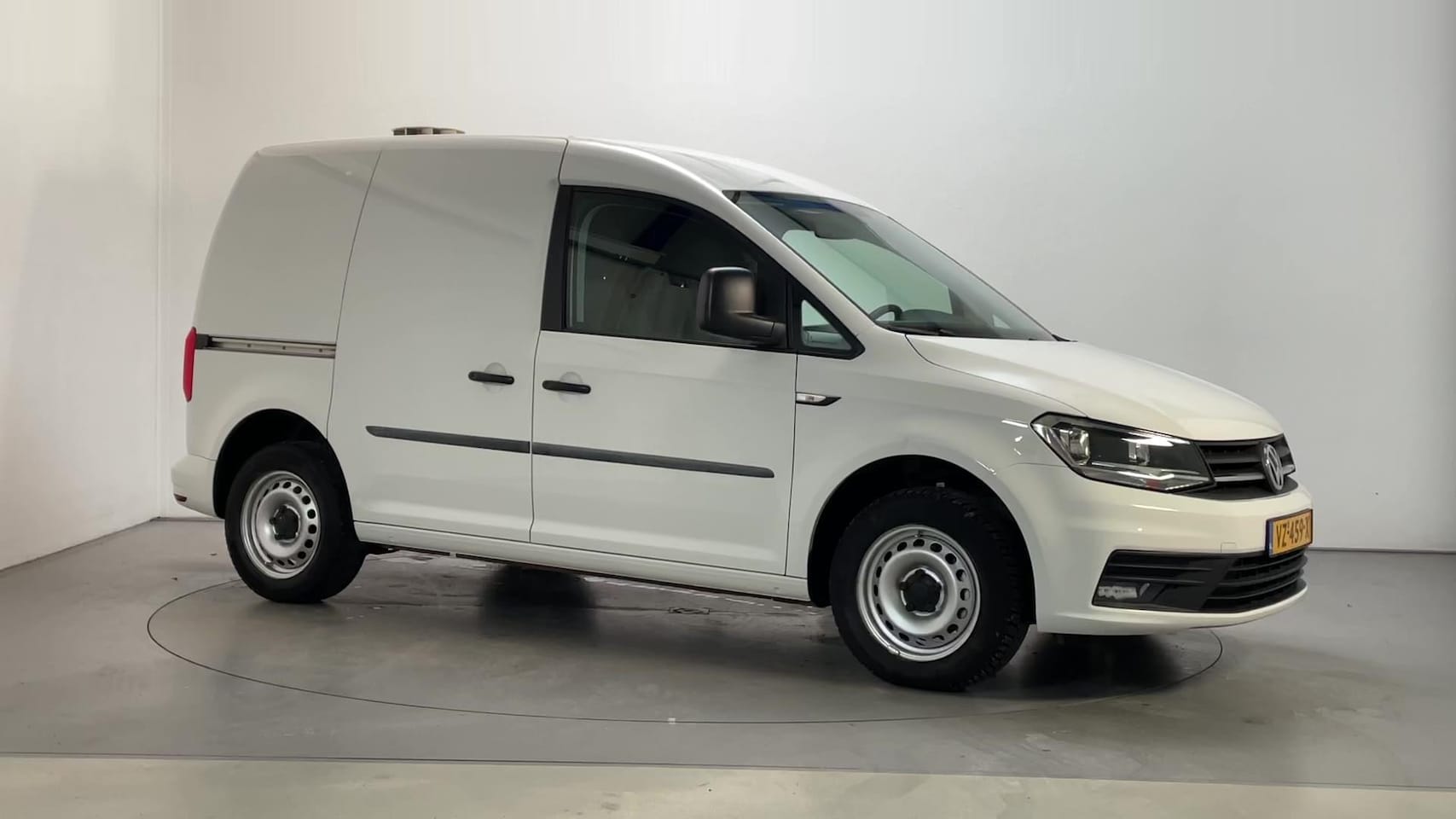 Volkswagen Caddy - 2.0 TDI L1H1 Comfortline Airco Bluetooth Elektrische ramen - AutoWereld.nl