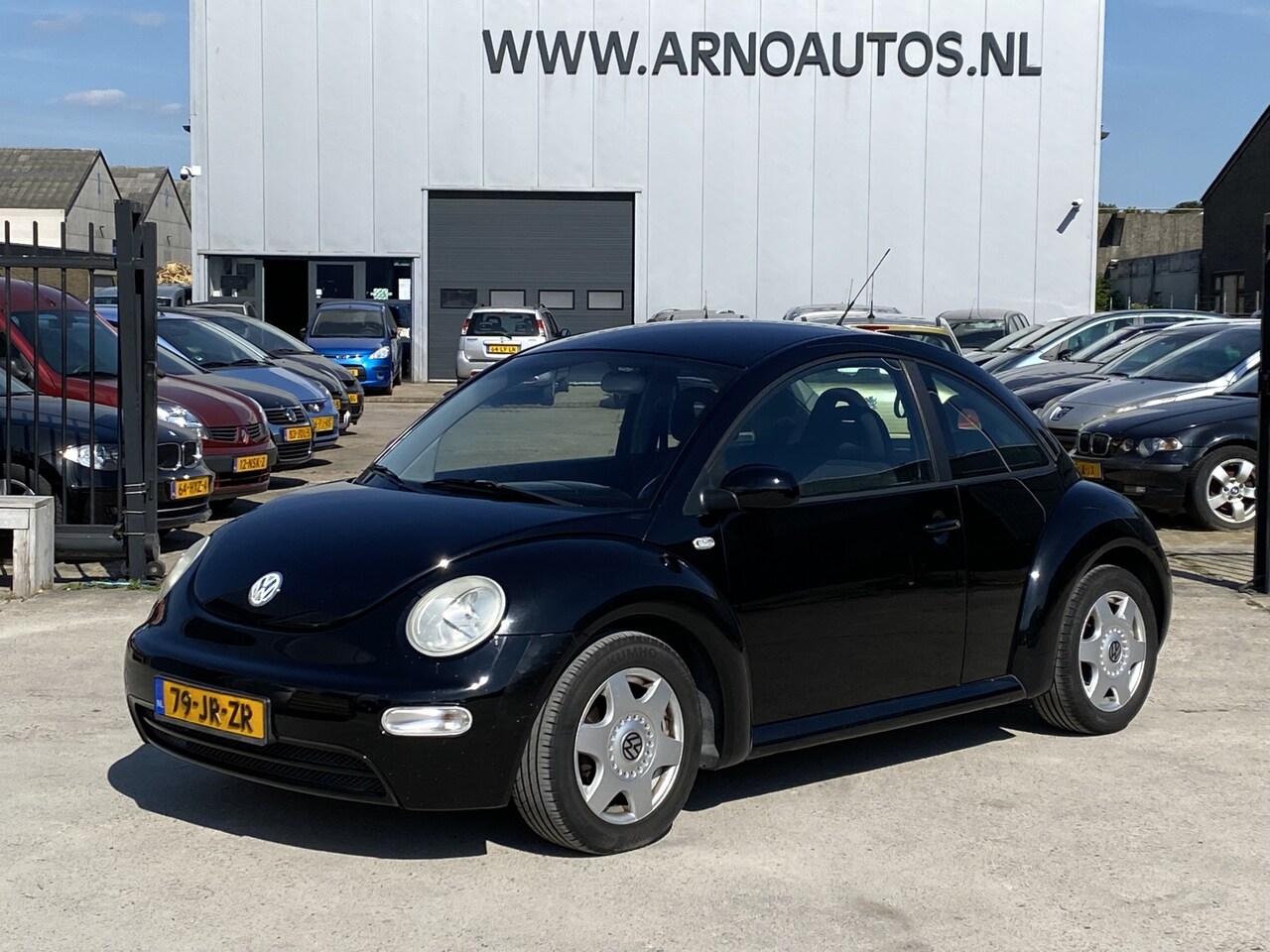 Volkswagen New Beetle - 2.0 Highline 2.0 Highline, AIRCO, RADIO-CD-MP3-USB-AUX, CENT-VERGRENDELING, LM-VELGEN - AutoWereld.nl