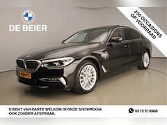 BMW 5-serie - Sedan 530e | LED / Leder / Navigatie / Schuifdak / Chrome line / Stoelverwarming / Hifi sp