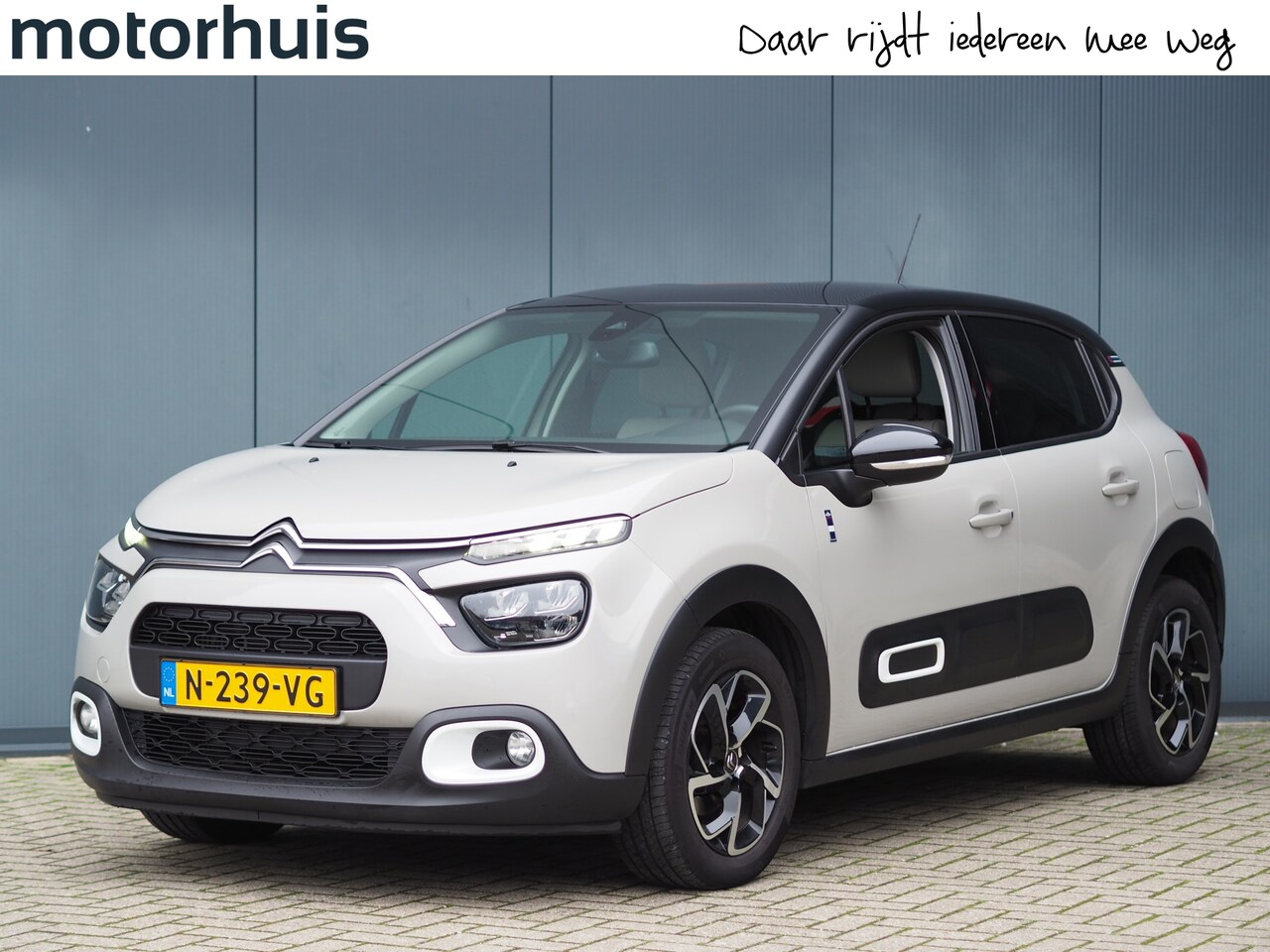 Citroën C3 - | SAINT JAMES | 110 PK | NAVI | CAMERA | DAB+ | CARPLAY | - AutoWereld.nl