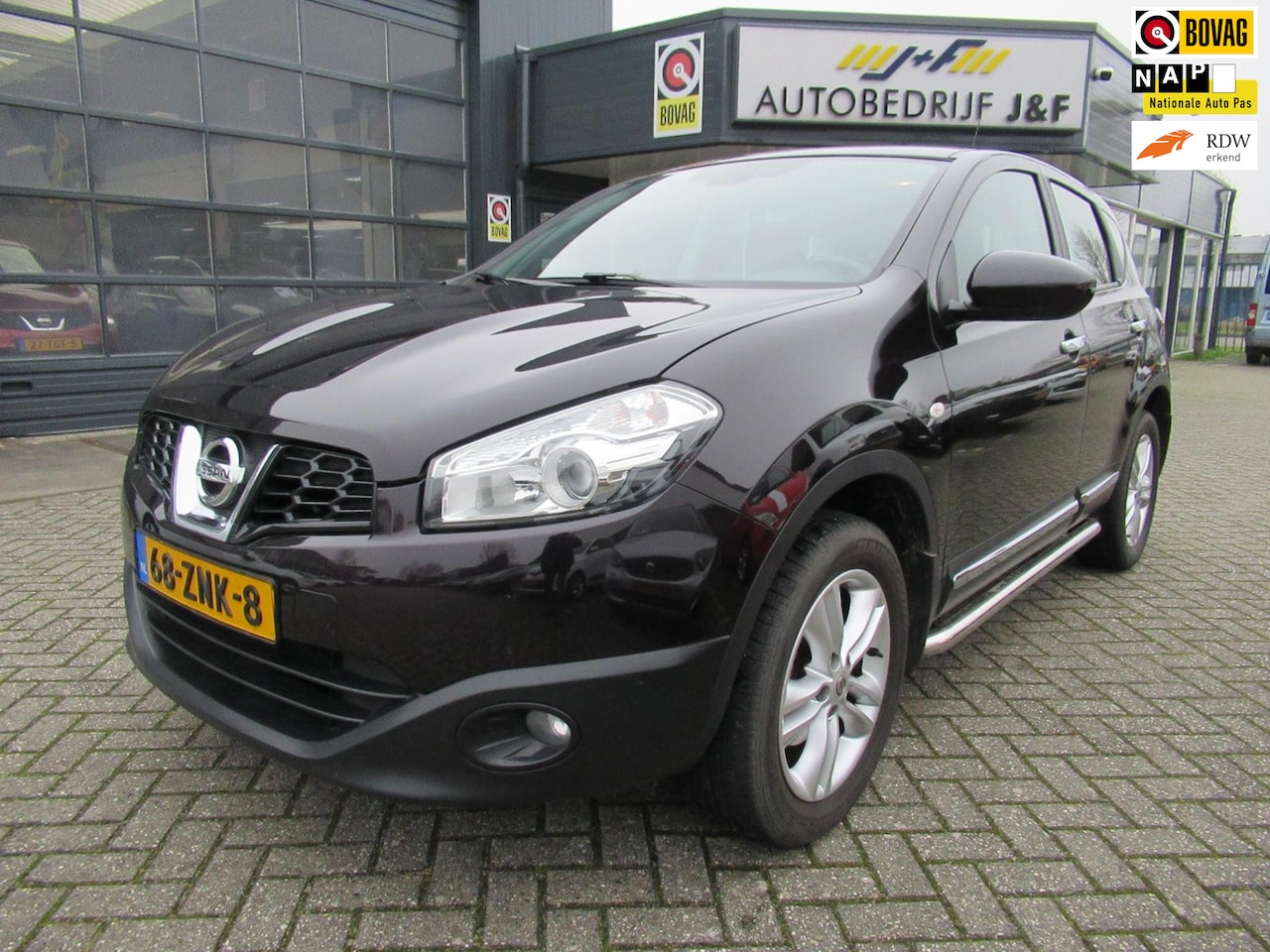 Nissan Qashqai - 1.6 Acenta / AIRCO / PDC / SIDE BARS / 107.331km - AutoWereld.nl