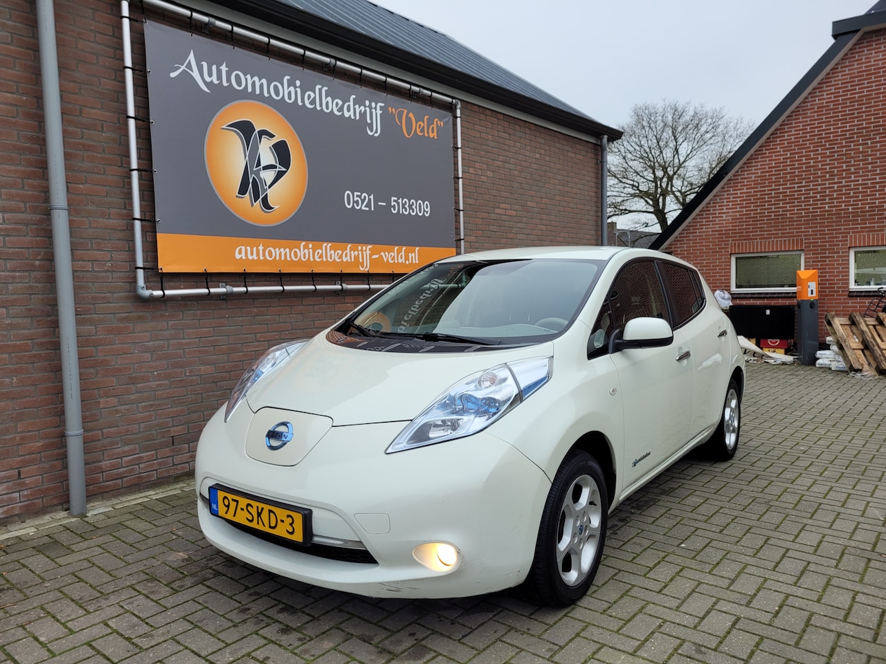 Nissan LEAF - Base 24 kWh - AutoWereld.nl