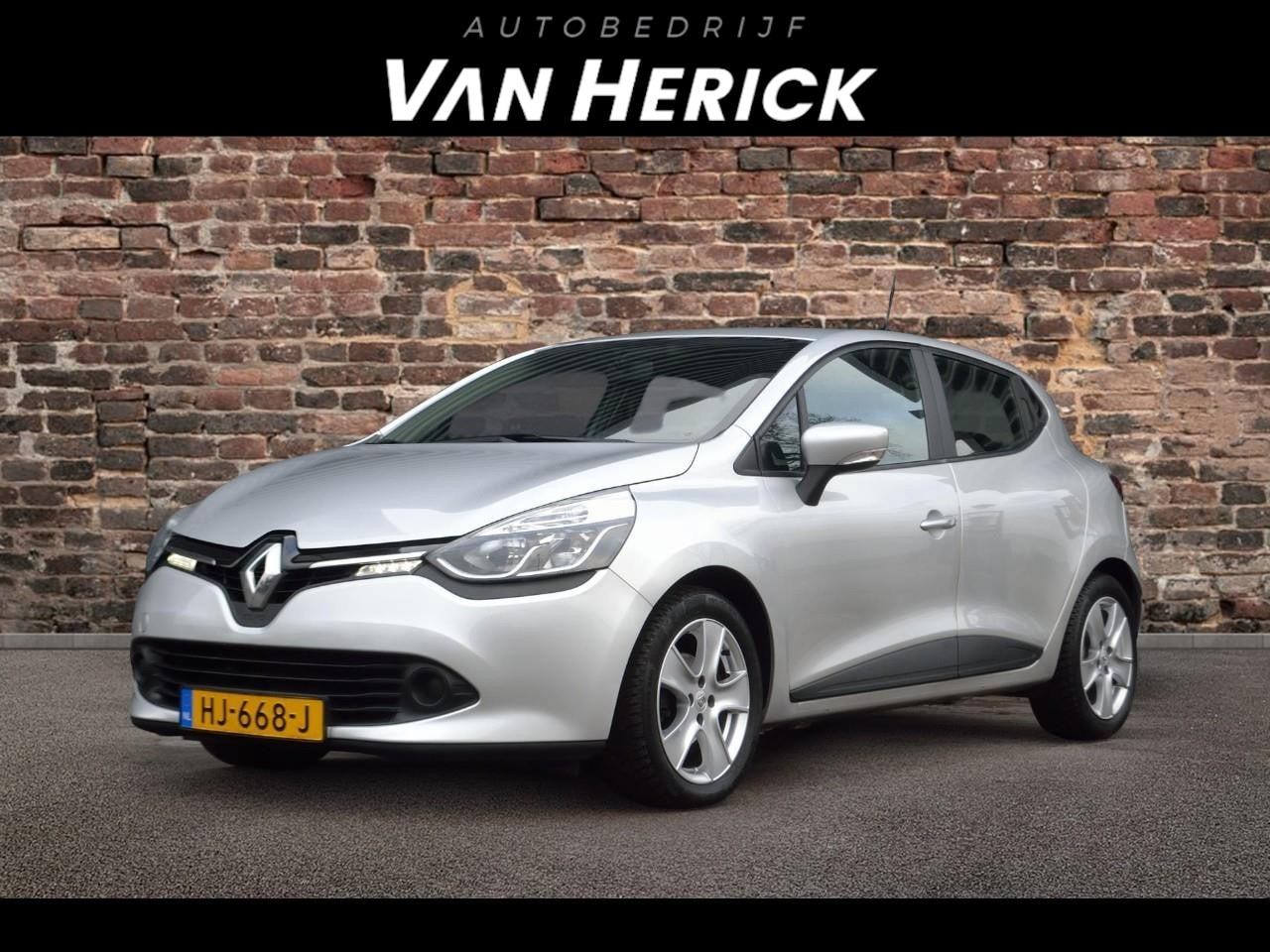 geloof Maak een bed oplichterij Renault Clio 0.9 TCe Night & Day | Navi | Airco | Cruise | NAP 2015 Benzine  - Occasion te koop op AutoWereld.nl