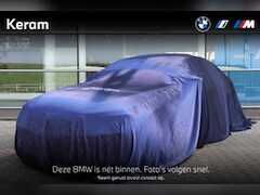 BMW X3 - xDrive20i / Luxury Line / Trekhaak / Panoramadak / Sportstoelen