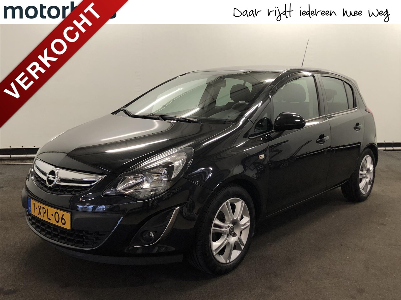 Opel Corsa - 1.4 Twinport 100pk BlitZ | NAVI | PDC - AutoWereld.nl