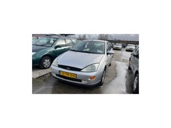 Ford Focus - 1.6-16V Ambiente