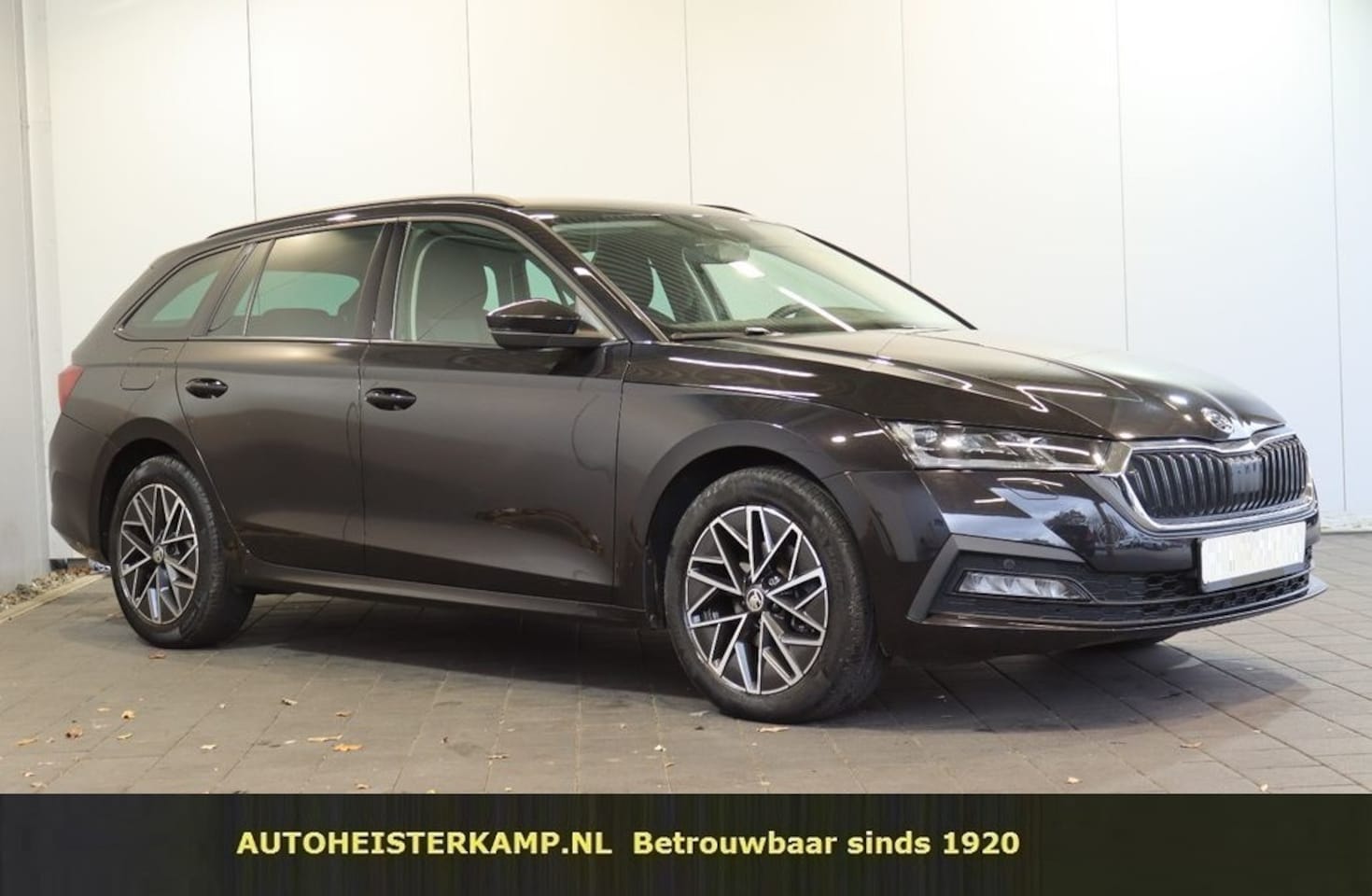 Skoda Octavia Combi - 2.0 TDI 150 PK Automaat ACC LED Navi Stoelverwarming - AutoWereld.nl