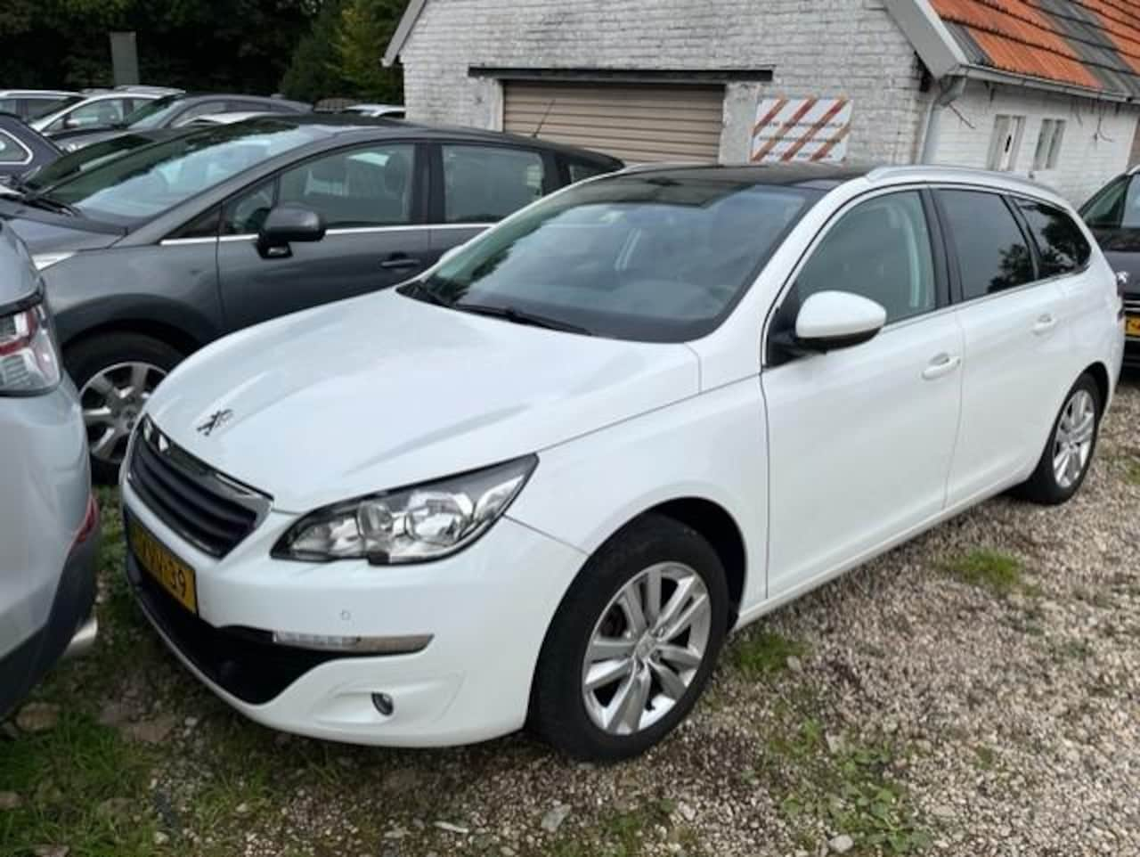 Peugeot 308 SW - Active 1.2 PureTech 110 - AutoWereld.nl