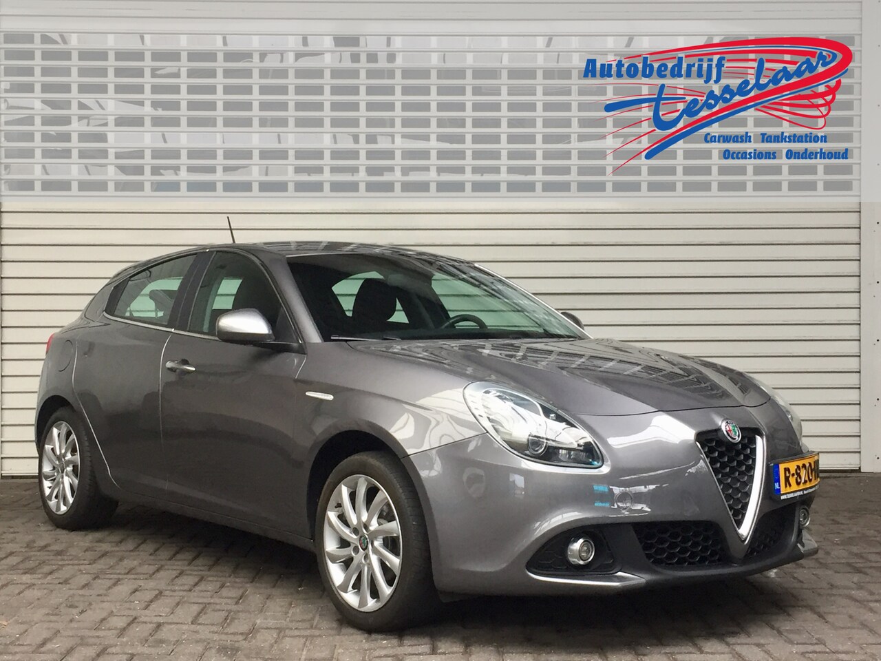 Alfa Romeo Giulietta - 1.4 MultiAir TURBO Distinctive Rijklaarprijs! - AutoWereld.nl