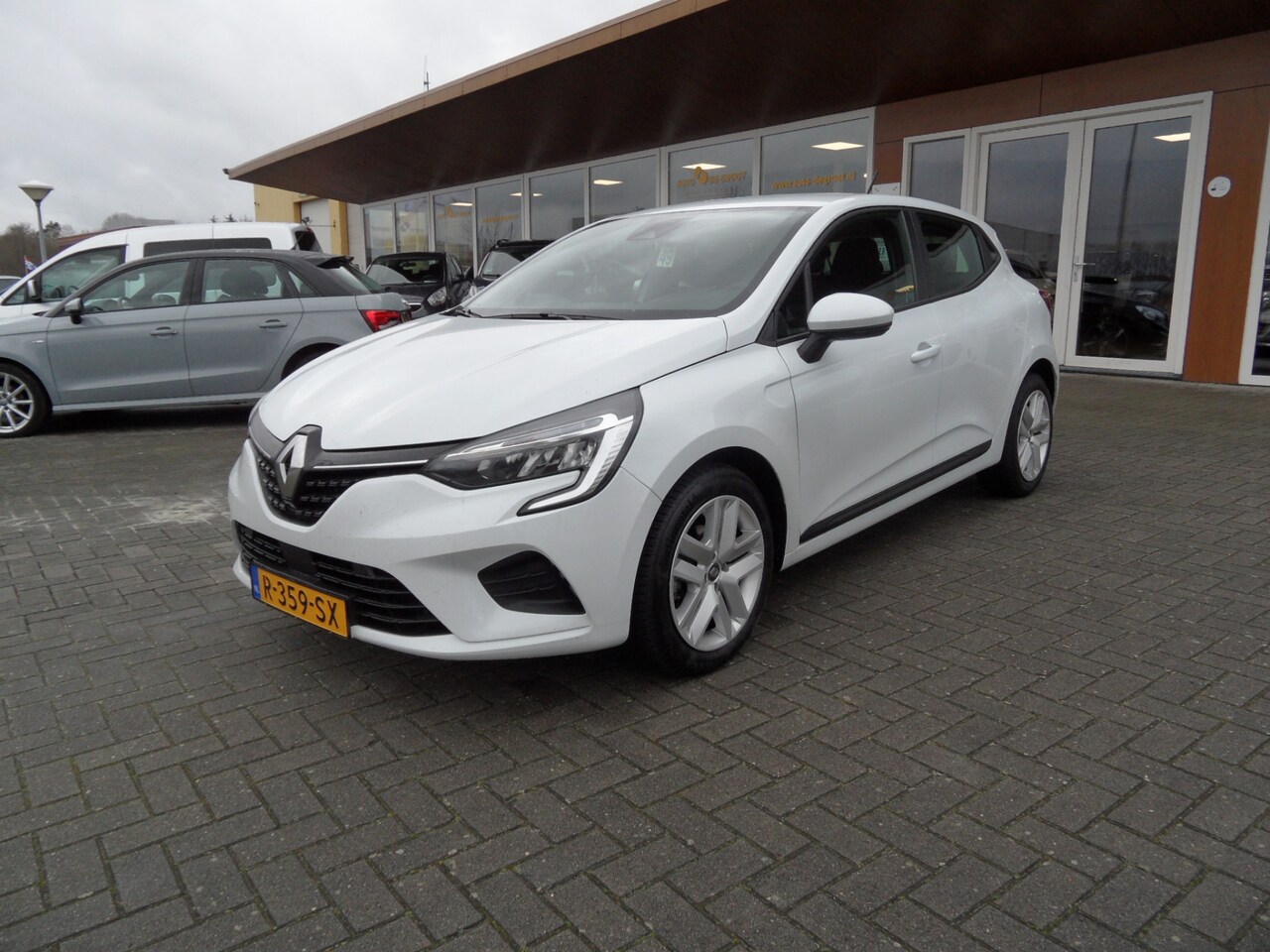 Renault Clio 1.0 TCe 90 Evolution Automaat 2022 Benzine Occasion te
