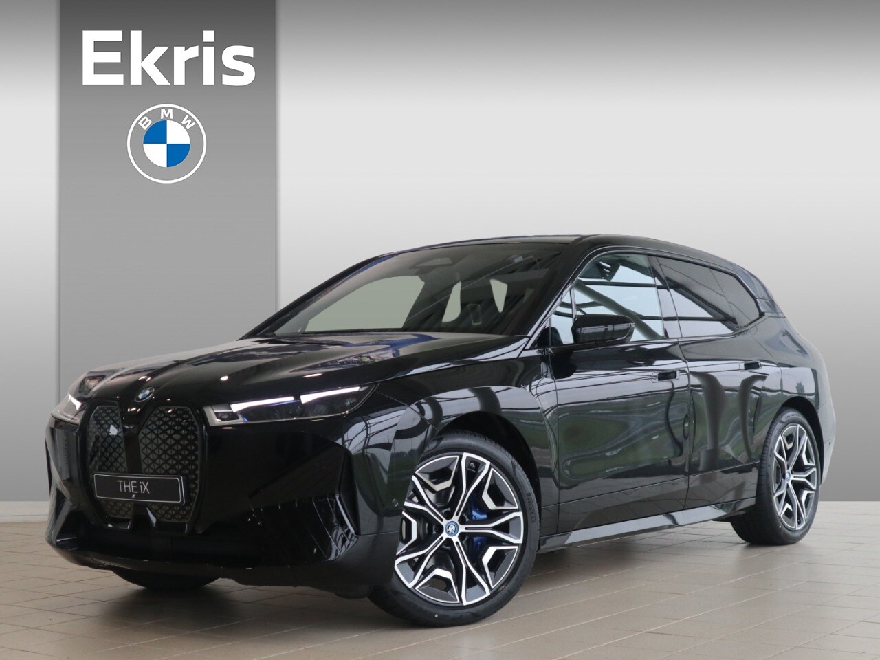 BMW iX - xDrive50 / Sportpakket / Laserlight / Stoelventilatie - AutoWereld.nl