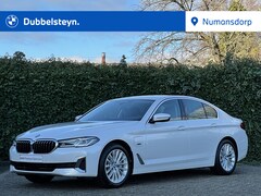 BMW 5-serie - Sedan 530e | Luxury Line | 2022 | Park ass. | HiFi | Driving ass. Prof | Adapt. onderstel