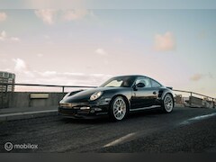 Porsche 911 - 3.8 Turbo S