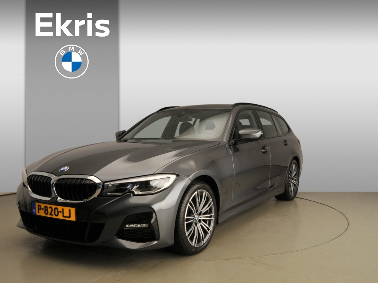 BMW 3-serie Touring - 318i | M-Sportpakket / Laserlicht / Leder / Navigatie / Stoelverwarming / DAB / Hifi speak - AutoWereld.nl