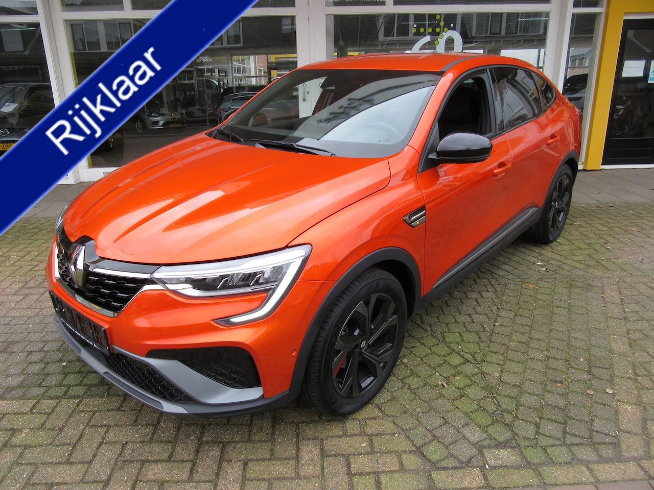 Renault Arkana - 1.3 TCe 140 Navigatie Airco ECC Camera Park V/A Parkassistent Leer - AutoWereld.nl