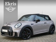 MINI Cooper S - 3-deurs Comfort Plus Pakket + Driving Assistant Plus Pakket + Connected Navigation Plus Pa