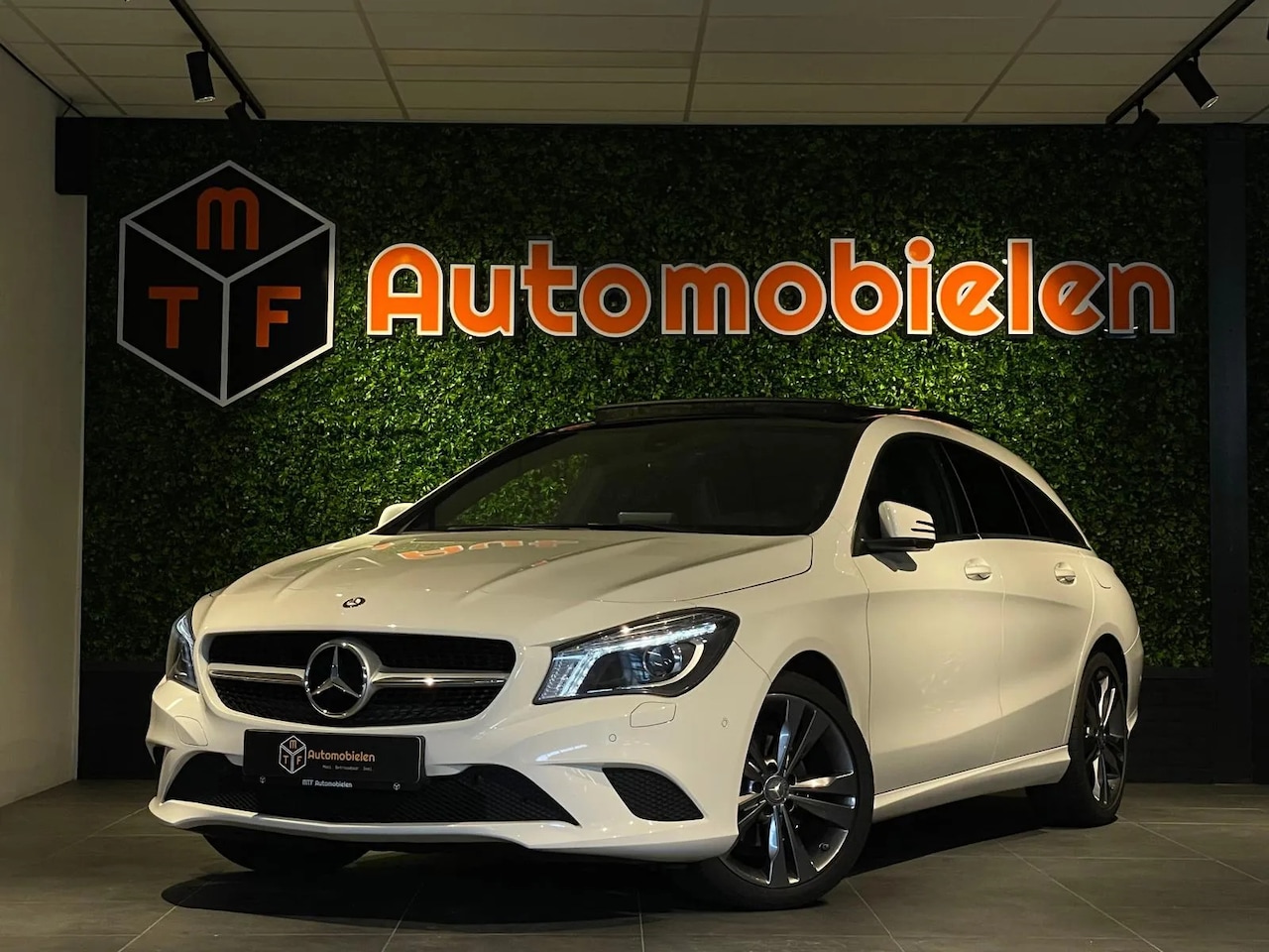 Mercedes-Benz CLA-klasse Shooting Brake - 180 180 - AutoWereld.nl