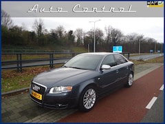 Audi A4 Limousine - 3.2 FSI quattro Pro Line