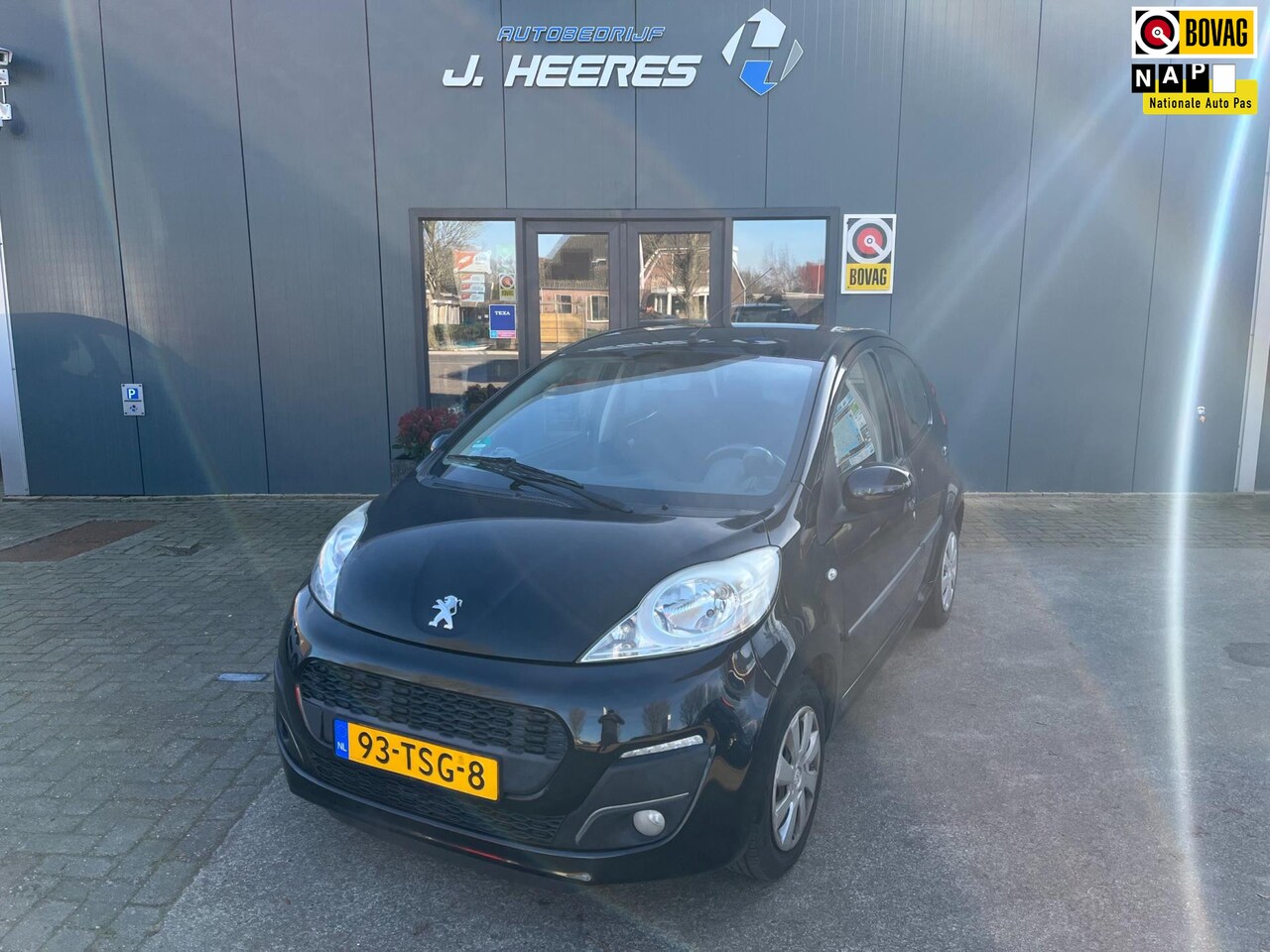 Peugeot 107 - 1.0 Envy 1.0 Envy,Airco,Nw apk. - AutoWereld.nl