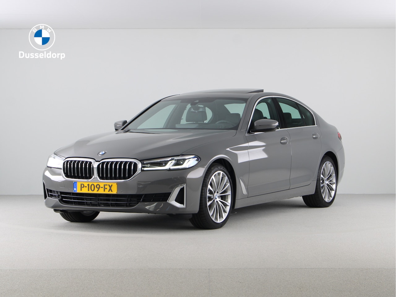 BMW 5-serie - Sedan 520iA High Executive Luxury Line Automaat - AutoWereld.nl