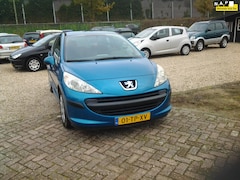 Peugeot 207 - 1.4-16V X-line Zeer mooie sport tieve auto