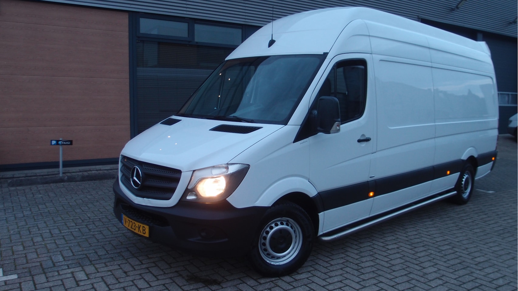 Mercedes-Benz Sprinter - 314 CDI laadklep automaat l3h3 euro6 navigatie 432L HD - AutoWereld.nl