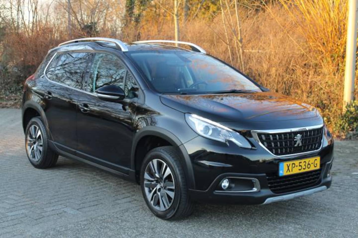 Peugeot 2008 - 1.2 PureTech Allure 1.2 PureTech 110pk Allure