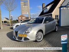 Alfa Romeo Giulietta - 1.4 TURBO / CLIMA / CRUISE