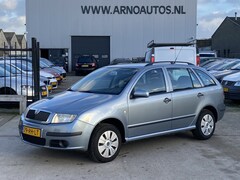 Skoda Fabia Combi - 1.4-16V Ambiente, AIRCO, NIEUWE KOPPELINGSSET, CRUISE CONTROL, ELEK-RAMEN, RADIO-CD-MP3-US