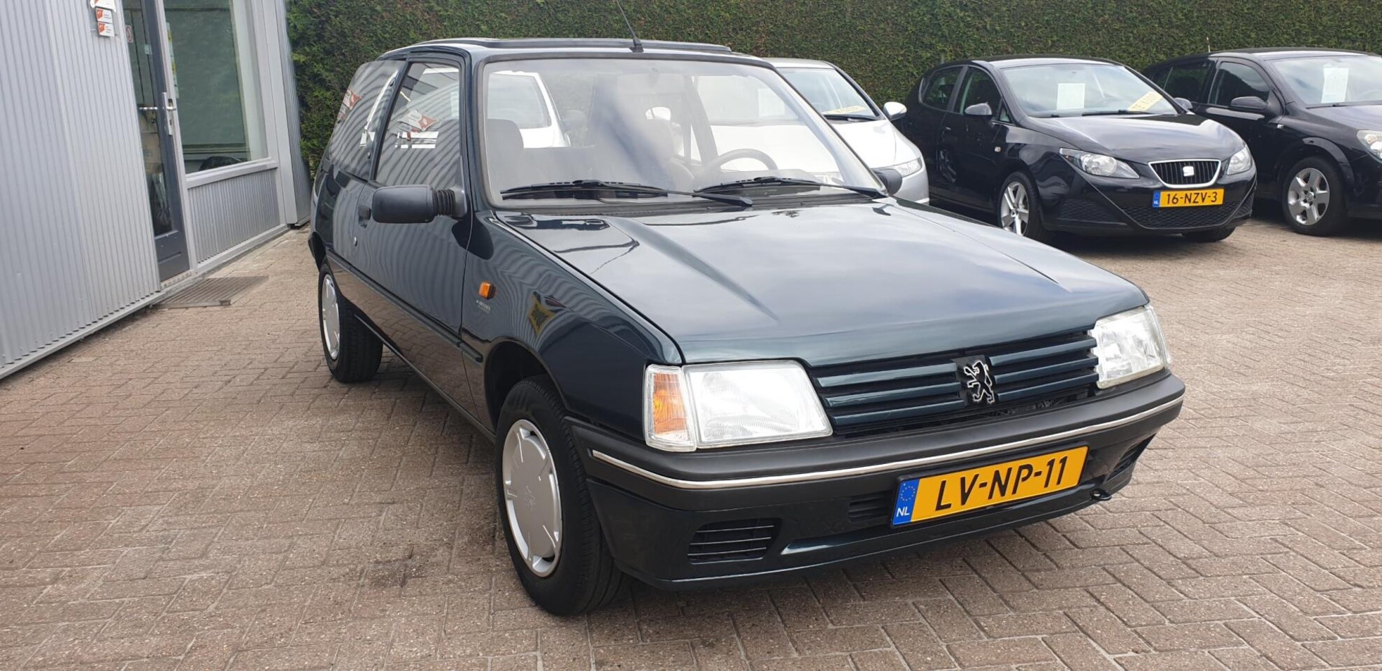 peugeot-205-1-6-forever-automaat.jpg