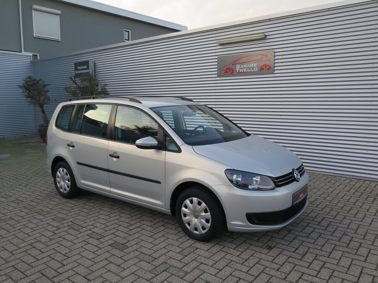 Volkswagen Touran Tsi Trendline Bluemotion Pdc Start Stop Airco