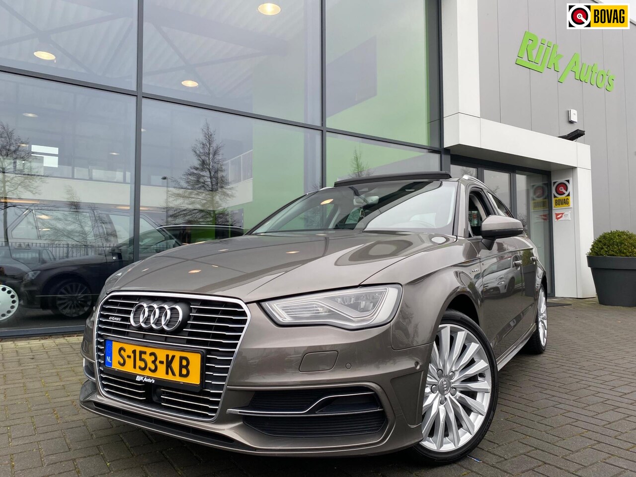 Audi A3 Sportback 1.4 etron * Panoramadak * B&O * Adaptieve cruise