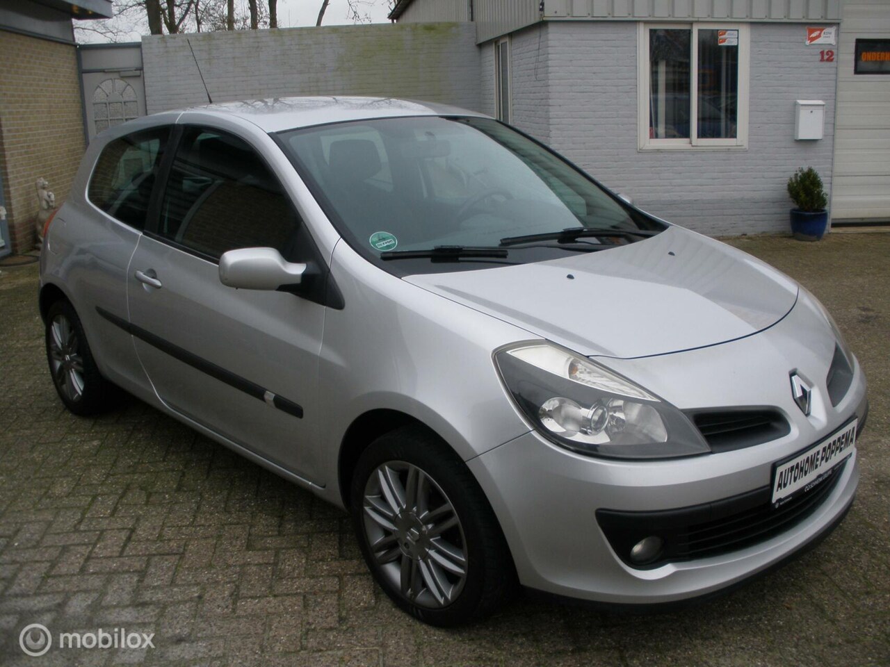Renault Clio - 1.6-16V Dyna Comfort lm wielen airco nwe apk