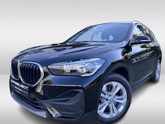 BMW X1 - xDrive25e Business, Harman/Kardon, DAB-Tuner, Climaat control, Navigatie-Plus . Wij zijn t