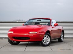 Mazda MX-5 - 1.6i-16V | 9.000KM | Factory New | A1 Condition | First Paint