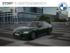 BMW i4 - eDrive40 High Executive 80 kWh / Extra getint glas achter / IconicSounds Electric / Elektr